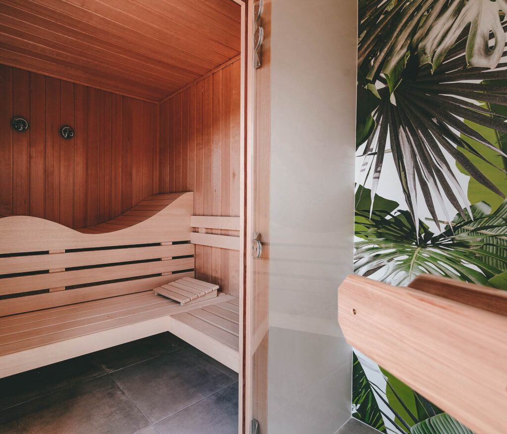 interieur sauna kervallon bien etre