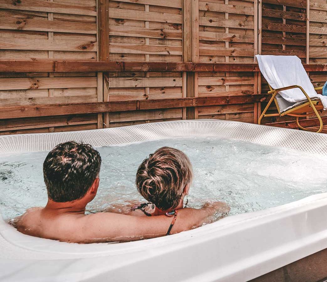 Jacuzzi d'eau salée : la mer à la maison - Blog de l'Hydromassage