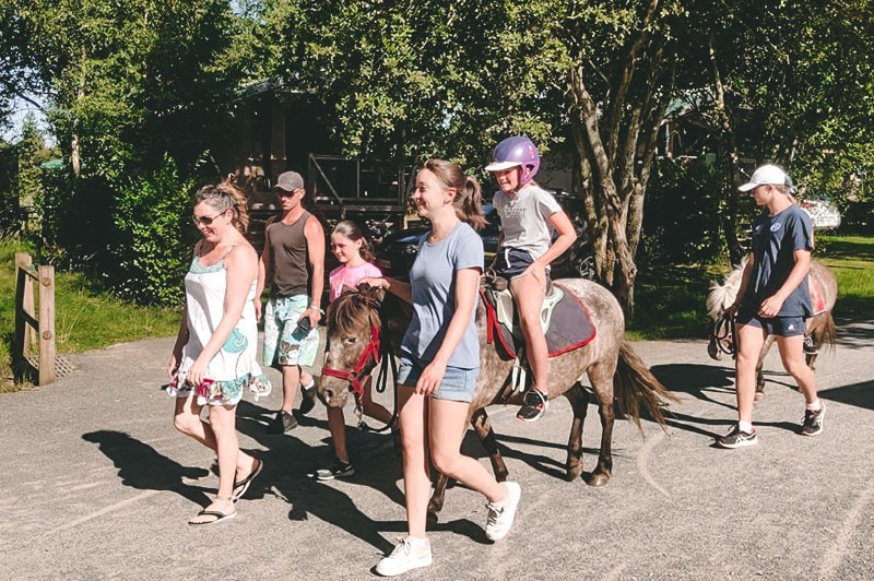 ballade poney enfant kervallon