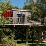 PREMIUM overwater cottage (2 bedrooms – 1 bathroom) + covered terrace