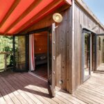 PREMIUM overwater cottage (2 bedrooms – 1 bathroom) + covered terrace