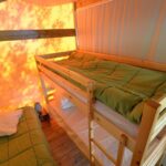 30 m² safaritent (2 slaapkamers – 1 badkamer) inclusief 8 m² overdekt terras