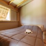 Cabane Lodge Premium 43m² (2 bedrooms – 1 bathroom) including 11m² semi-covered terrace