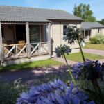 Chalet confort PREMIUM 33 m² (2 bedrooms – 1 bathroom) + covered terrace