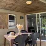 Chalet confort PREMIUM 33 m² (2 bedrooms – 1 bathroom) + covered terrace